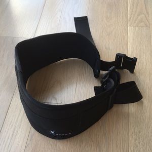 Mission Workshop Low-Profile Waist-Belt black backpack lumbar support